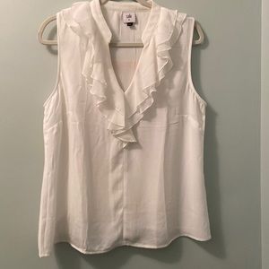 Cabi white ruffled collar, sleeveless top